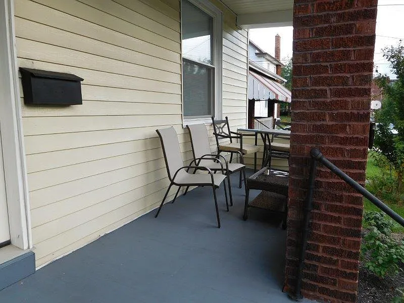 Front Porch - 4012 Huston Ave