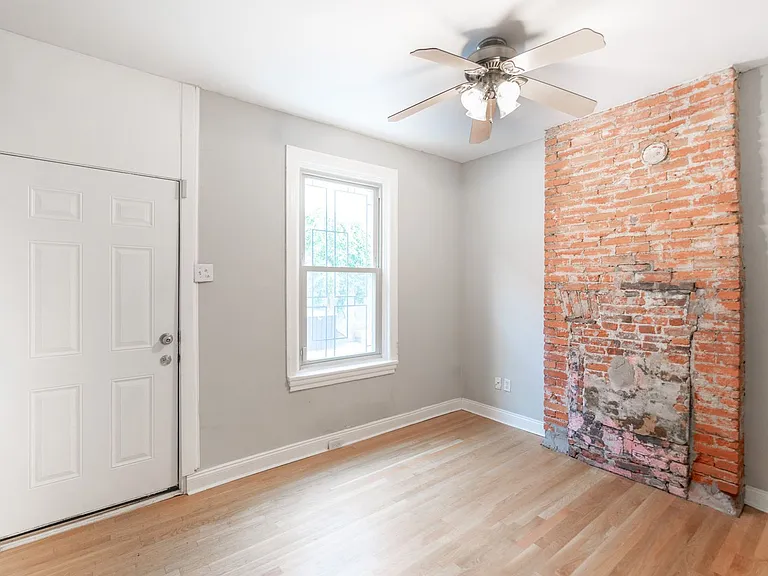 1606 Rodman St — Photo 4