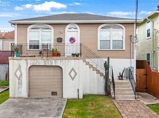 4139 Clara St, New Orleans, LA 70115