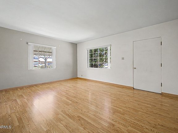4th image of 3515 E AMELIA Avenue