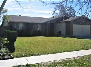 17639 Malaga Ct, Fontana, CA 92336