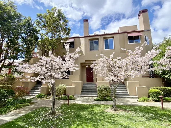 218 Commons Ln, Foster City, CA 94404