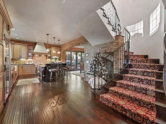 5th image of 529 Santa Marguarita Dr