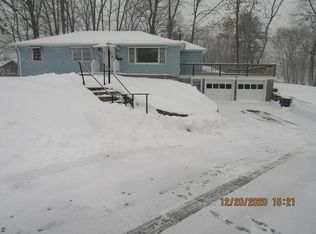 58 Pond St, Gardner, MA 01440