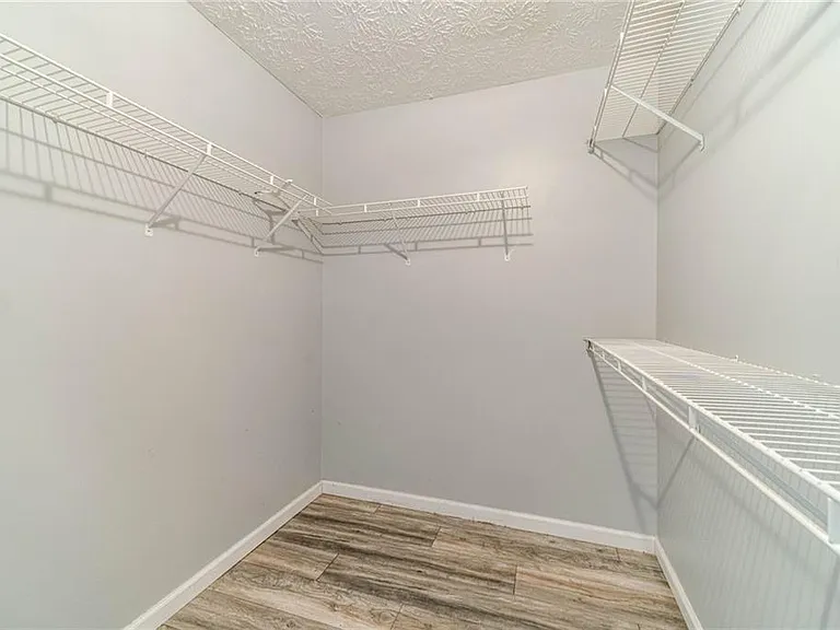 1617 Amhearst Walk Rd — Photo 31