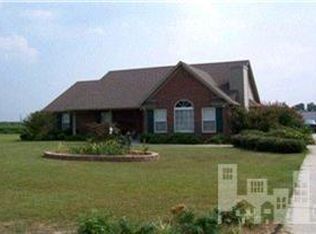 144 E Summer Ridge Dr, Wallace, NC 28466