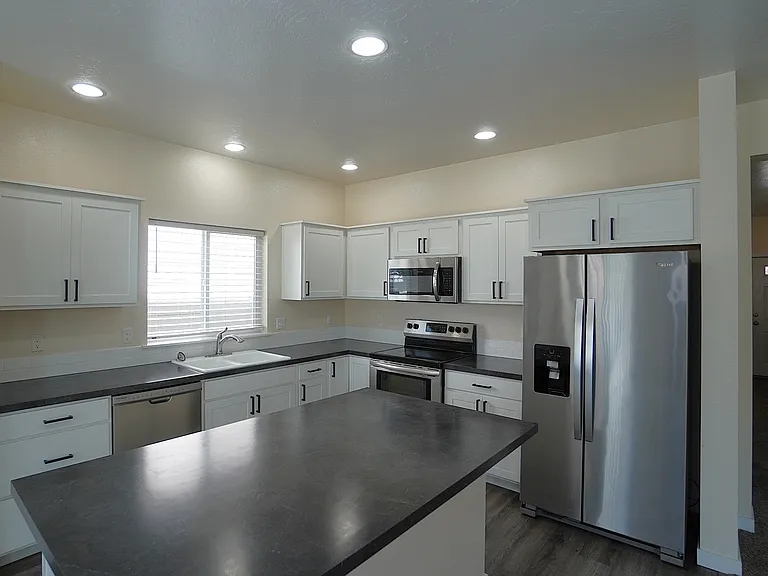 3061 W Silver River St — Photo 9