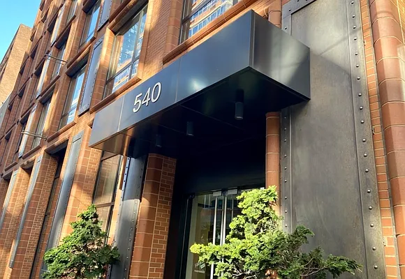 Sold by Compass | media 7