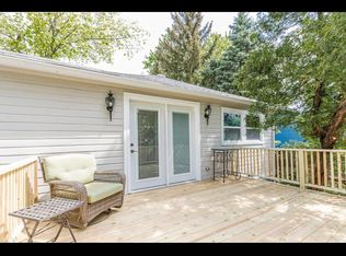 18697 W Gages Lake Rd, Grayslake, IL 60030