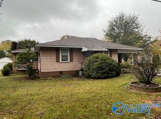 1227 W Hobbs St, Athens, AL 35611