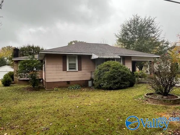 1227 W Hobbs St, Athens, AL 35611