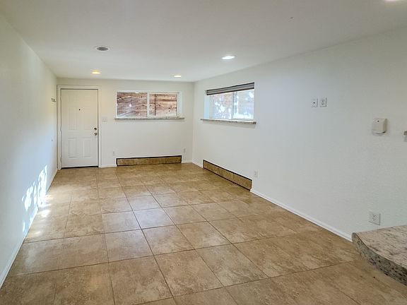 5th image of 1925 Akron St #1