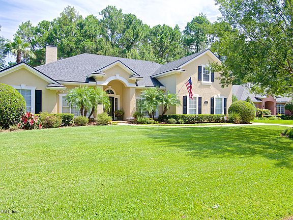 3rd image of 2765 Carlene Ct