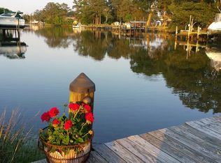 104 River Rd, Poquoson, VA 23662