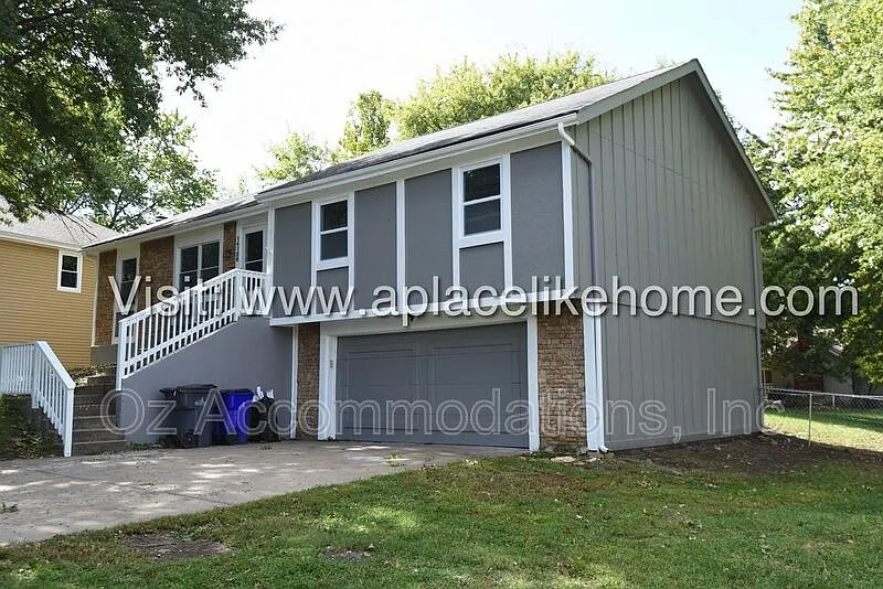 3 bed, 2.5 bath, 1376 sqft, $1,850 — Photo 4