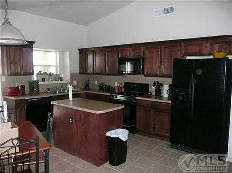 2nd image of 13708 Paseo Central Ave