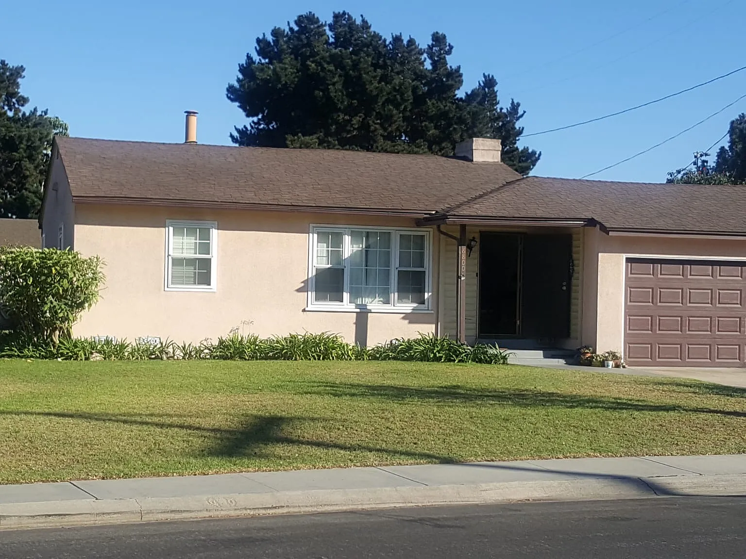 2 bed, 904 sqft, $3,750 — Photo 2