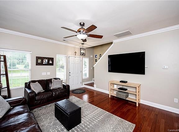 3rd image of 12402 Cumberland Cove Dr