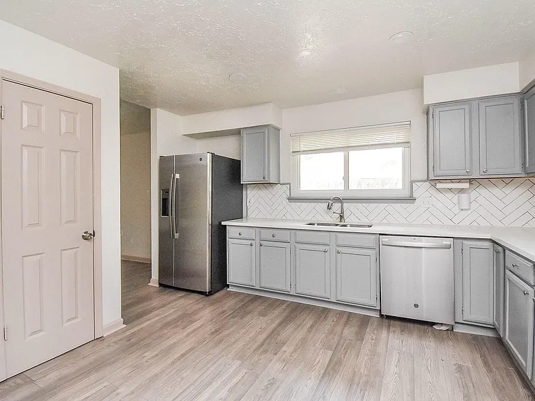 13430 Piney Oaks Dr — Photo 12
