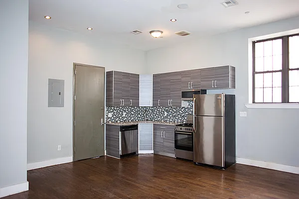 Rented by Brooklyn Group | media 2