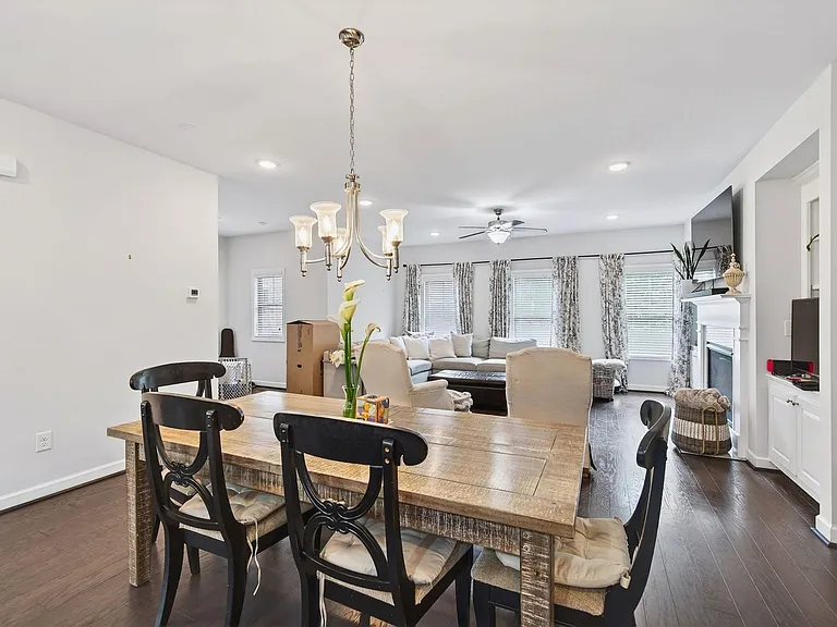 2860 Boone Dr NW — Photo 12