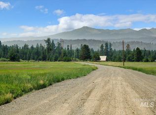 82 Alpha View Pl, Cascade, ID 83611