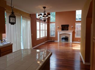 458 Christensen Ln, Cotati, CA 94931