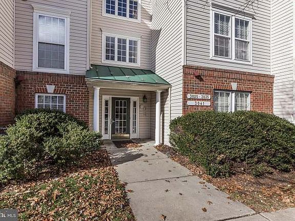 2nd image of 3033 Hunting Ridge Dr