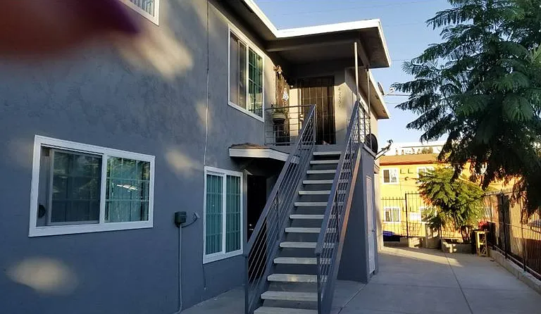 4253 1/2 Altadena Ave — Photo 11