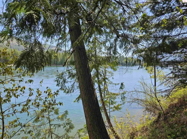 Nna River Lakes Dr, Clark Fork, ID 83811
