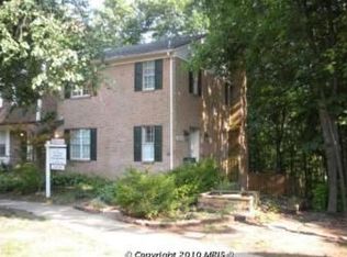 9129 Galbreth Ct, Springfield, VA 22153