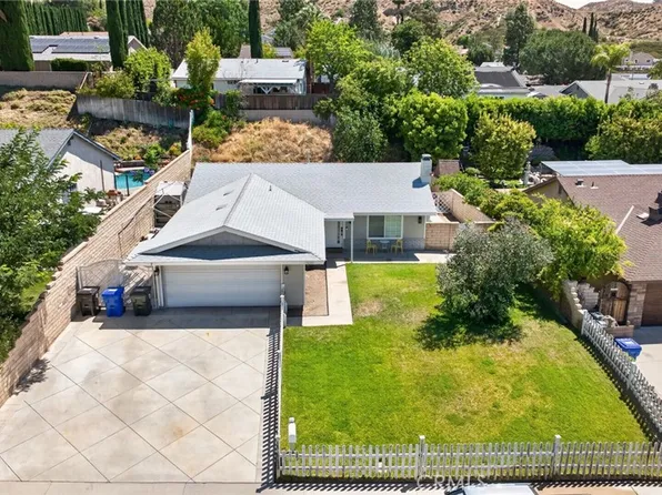 30300 Jasmine Valley Dr, Santa Clarita, CA 91387