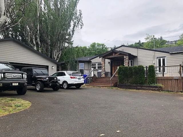 NW Thompson Rd