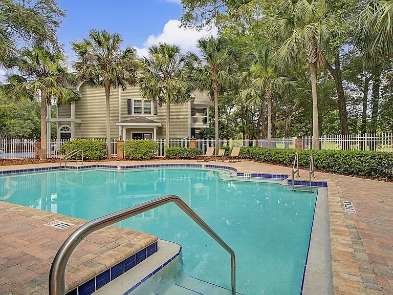 10000 SW 52nd Ave #159 — Photo 32