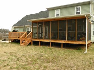 449 Louisiana Dr, Raeford, NC 28376