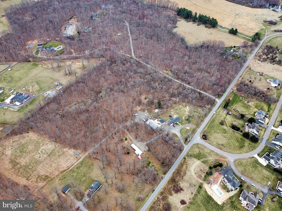 2nd image of 43182 Evans Pond Rd