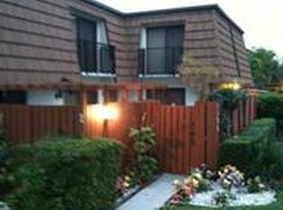 9125A SW 20th Pl, Davie, FL 33324