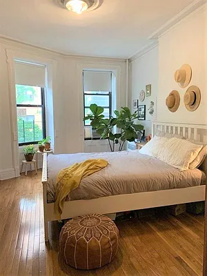 Rented by Virtual Real Estate | media 33