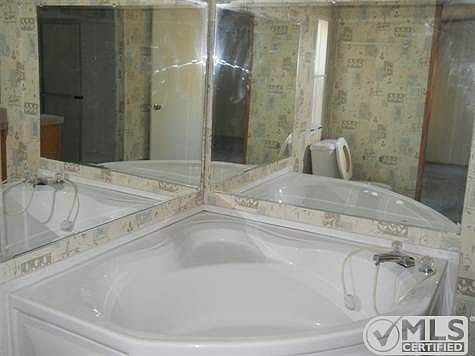 2nd image of 38 Autumn Woods Way #38