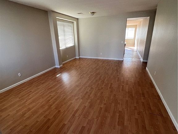2nd image of 6017 Notre Dame Ave