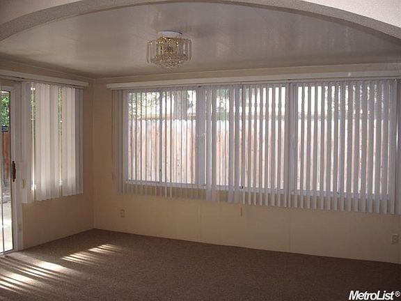 4th image of 5020 Clover Glen Way