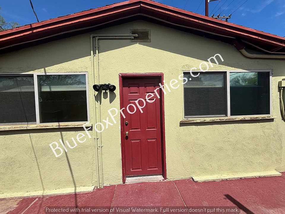 1st image of 3021 E Linden St Unit 2