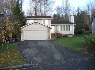 1108 S 22nd Ct, Renton, WA 98055