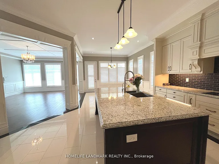 39 Larkin Ave — Photo 8