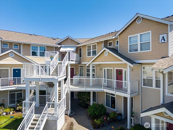 5th image of 5400 Harbour Pointe Blvd #A204