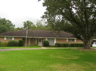 1001 Rosharon Rd, Alvin, TX 77511