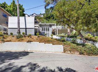3905 Pacheco Dr, Sherman Oaks, CA 91403