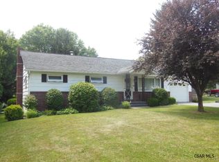 716 Dark Shade Dr, Windber, PA 15963