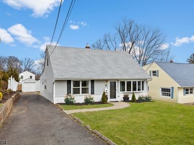 98 Sunrise Ter, Cedar Grove, NJ, 07009