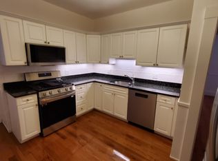49 Putnam Ave #1, Cambridge, MA 02139